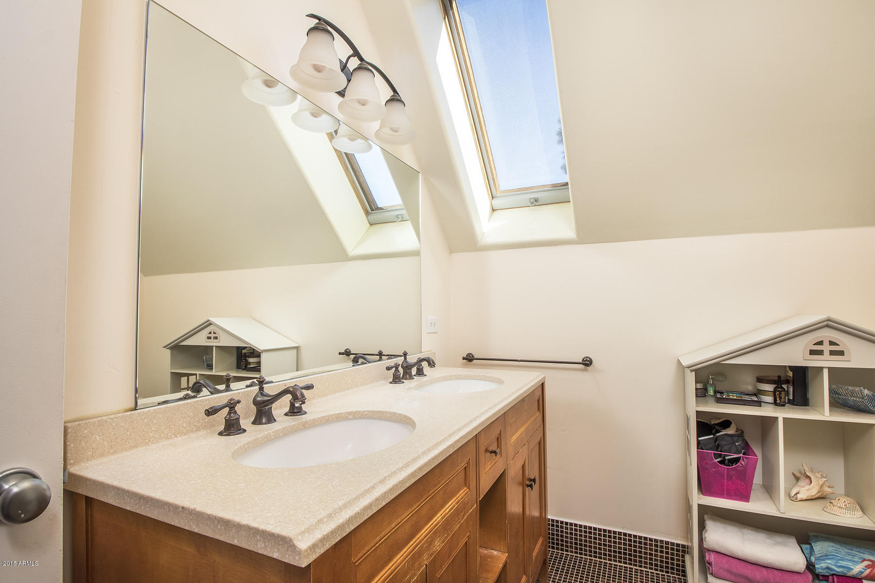 10771 Sage Road Flagstaff, AZ 86004 - Photo 20 of 29 20_Guest Bathroom2