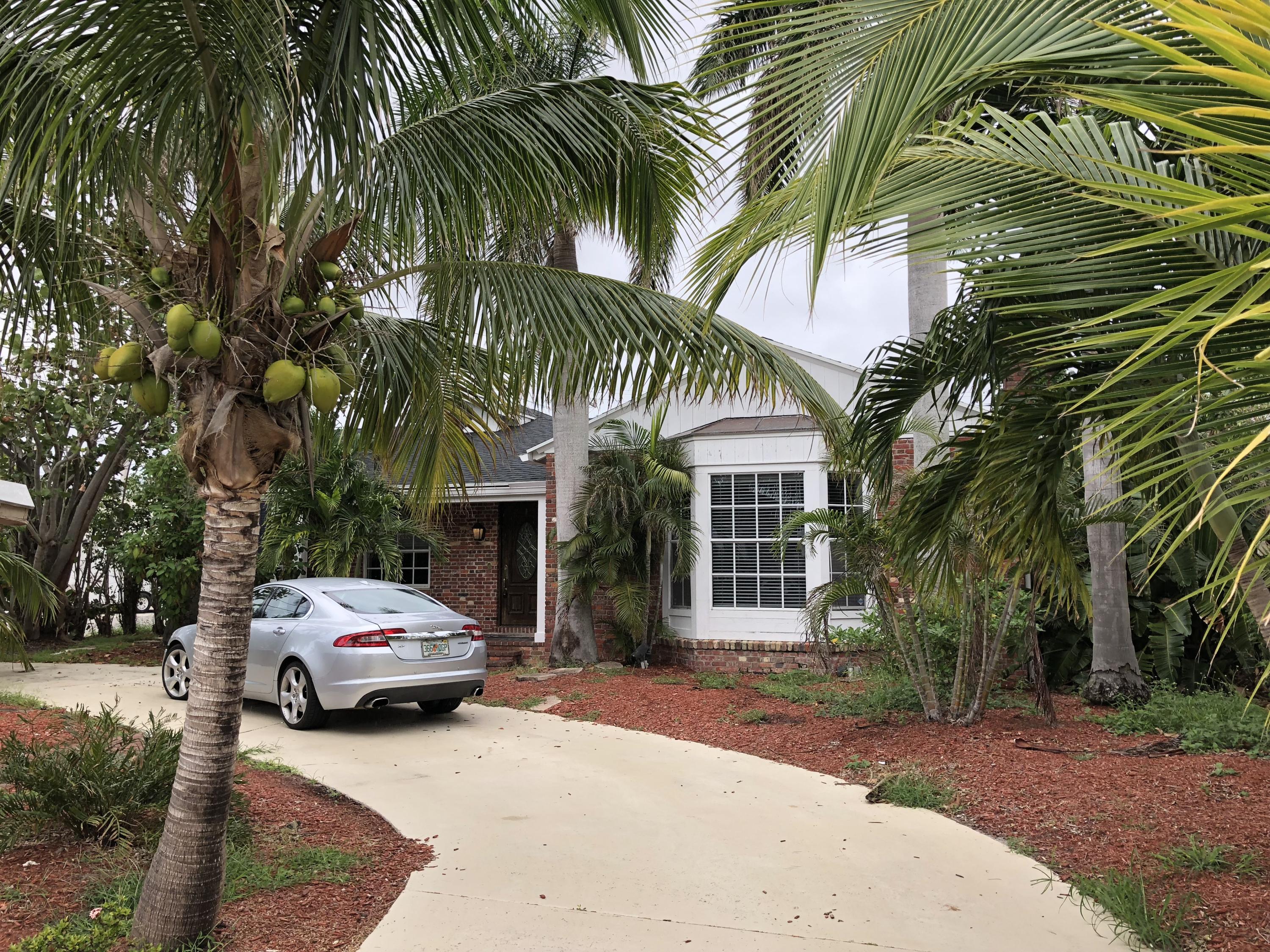 381 Potter Road West Palm Beach, FL 33405 - Photo 1 of 12 IMG_0017