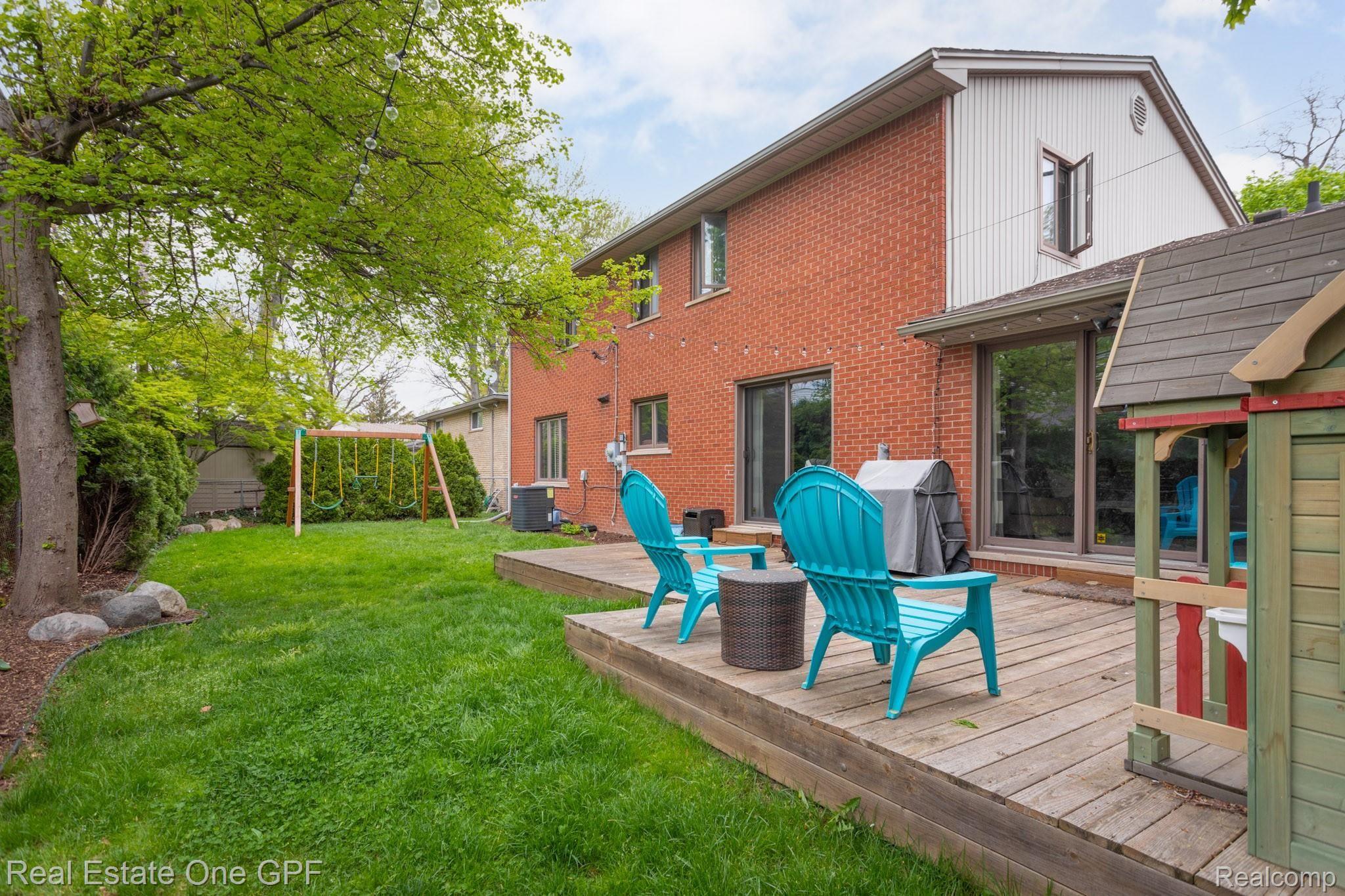 559 Cook Road Grosse Pointe, MI 48236 - Photo 40 of 47 7.jpg