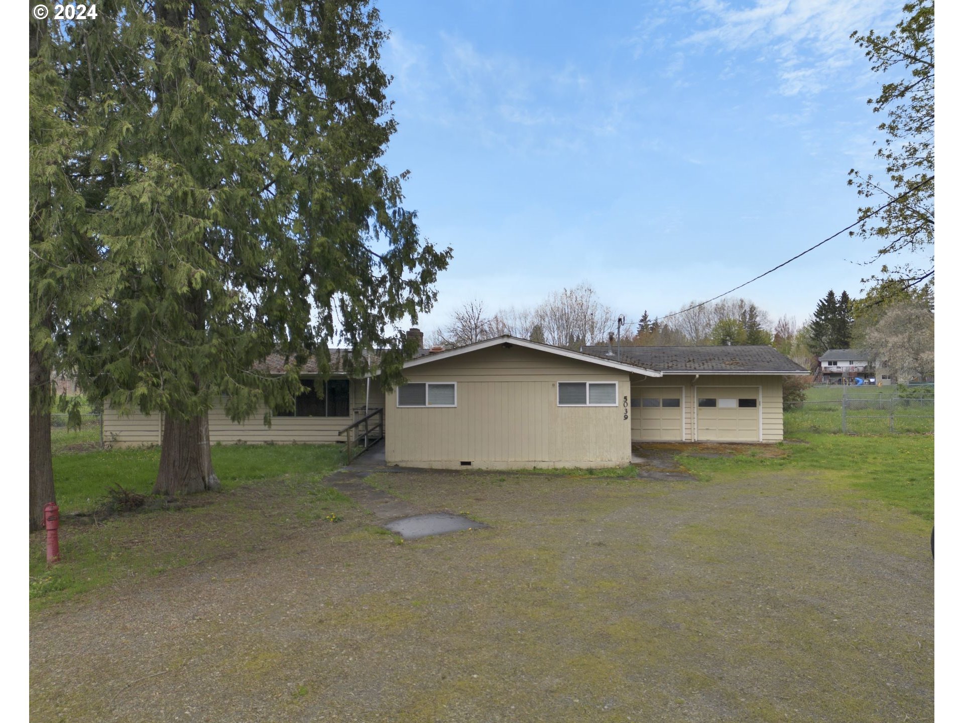 5039 Southeast Chase Road Gresham, OR 97080 - Photo 1 of 17 Gallery Image 1