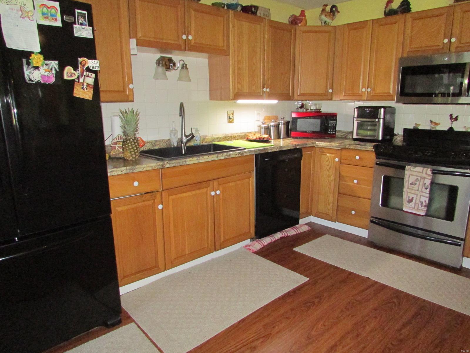 1551 Canal Road Hartford, IL 62048 - Photo 21 of 25 Gallery Image 21