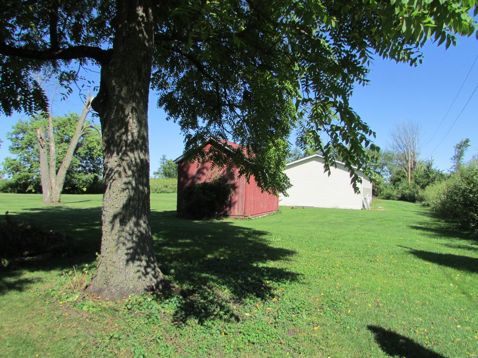 1551 Canal Road Hartford, IL 62048 - Photo 3 of 25 Gallery Image 3