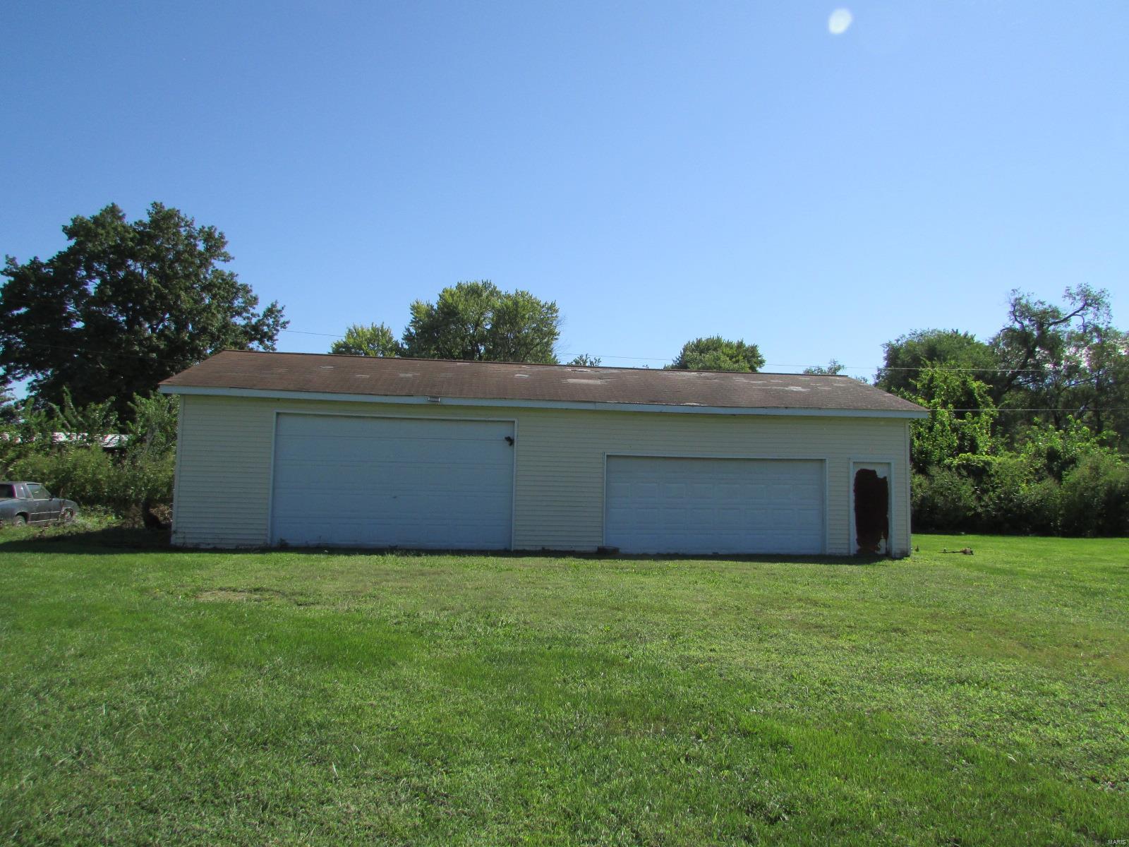 1551 Canal Road Hartford, IL 62048 - Photo 8 of 25 Gallery Image 8