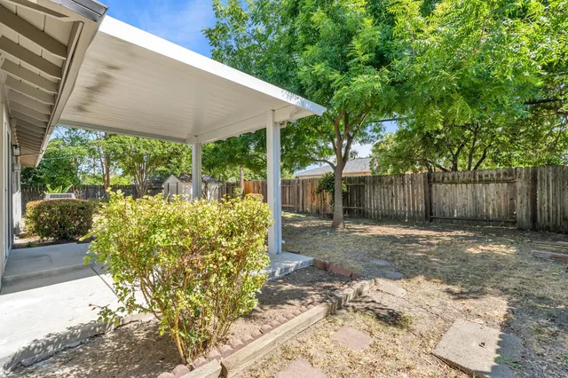 $449,950 | 2212 67th Avenue, Sacramento, CA 95822