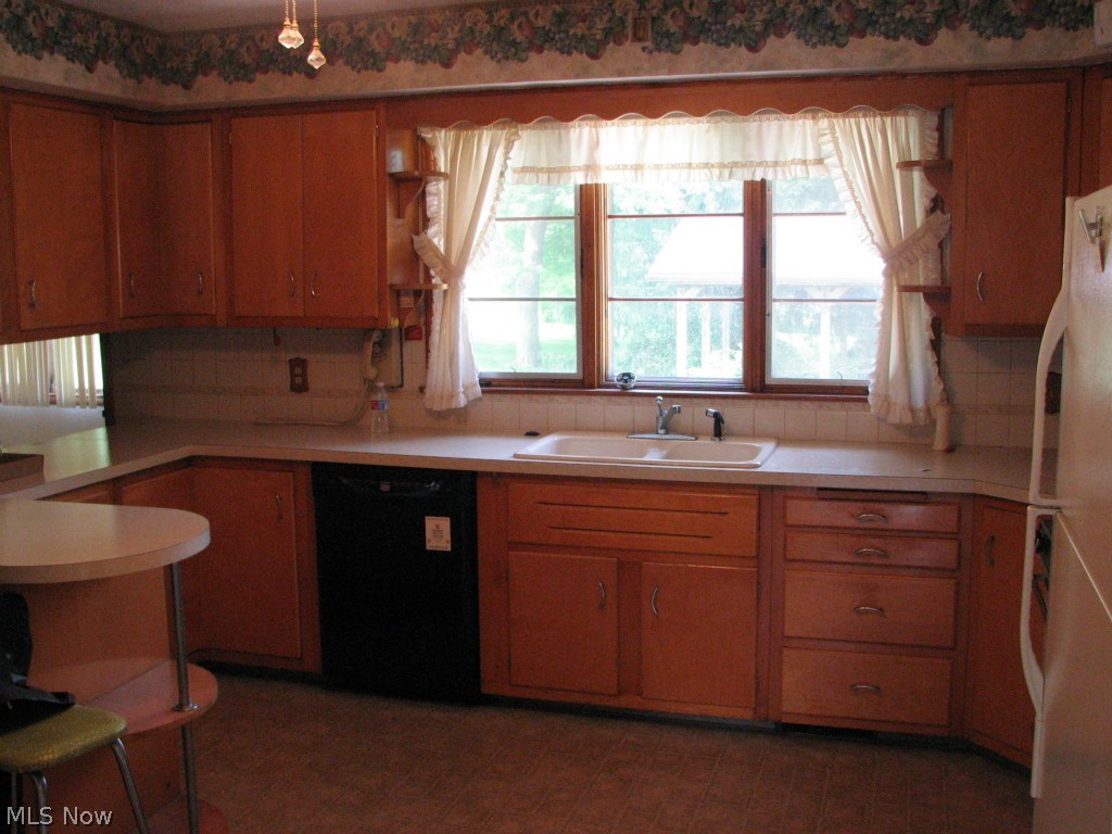 1855 Krumroy Road Akron, OH 44312 - Photo 10 of 16 Gallery Image 10
