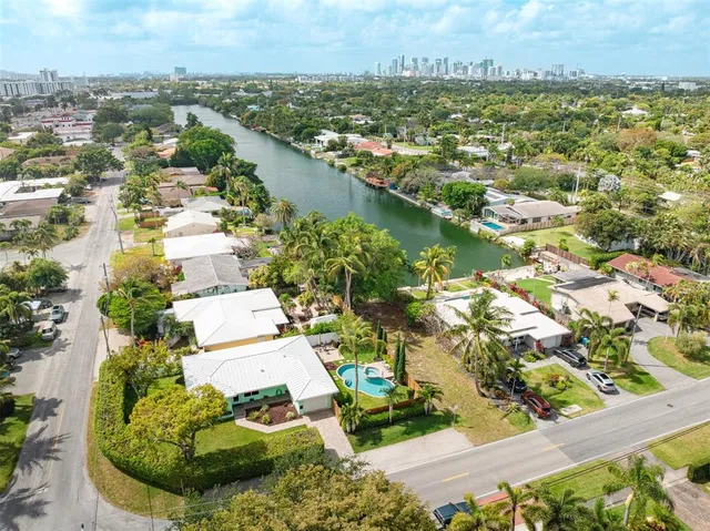 $1,099,000 | 1924 Northeast 18th Street, Fort Lauderdale, FL 33304