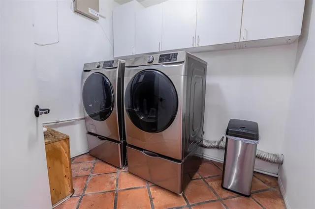 $1,099,000 | 1924 Northeast 18th Street, Fort Lauderdale, FL 33304