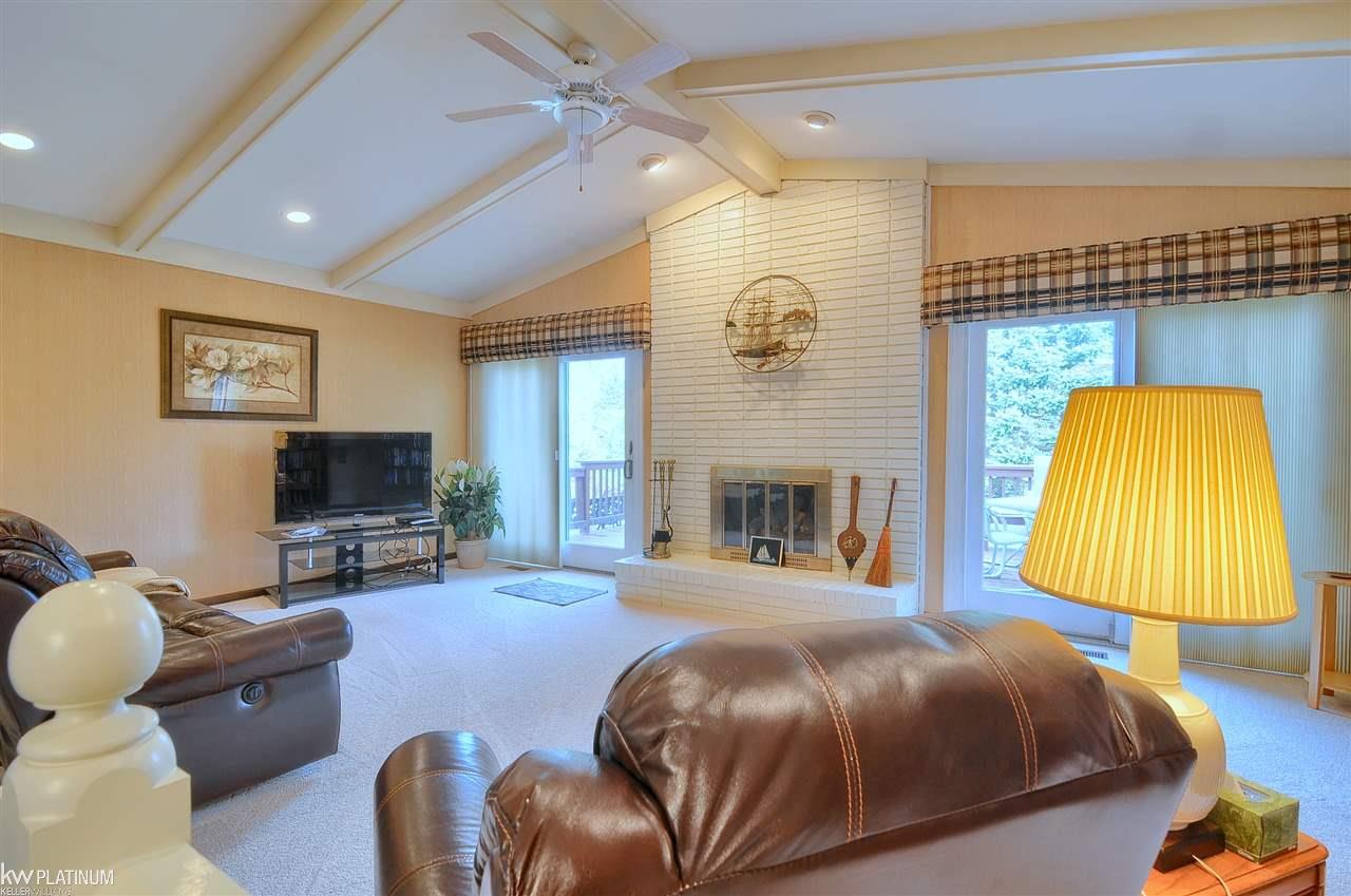 1646 Sumac Drive Rochester, MI 48309 - Photo 3 of 37 50029361-2.JPG