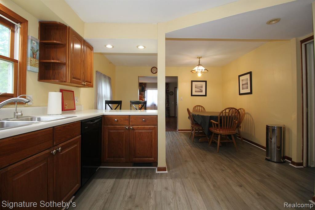 63 Cedar Lake Road Chelsea, MI 48118 - Photo 10 of 18
