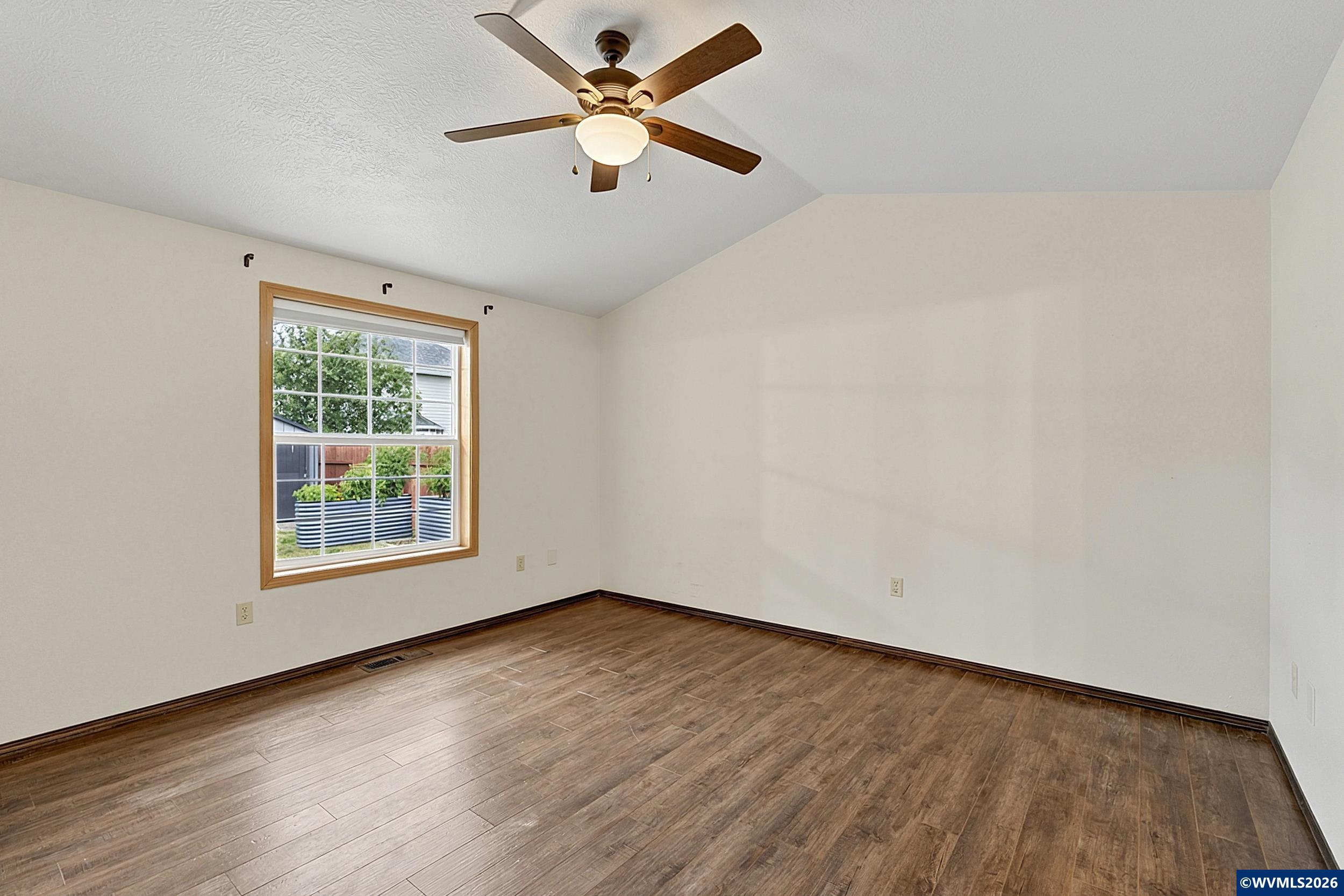 278 Edwards Road South Monmouth, OR 97361 - Photo 17 of 47