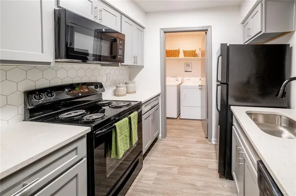 $1,305 | 1900 Rosemont Parkway, Unit 1710, Roswell, GA 30076