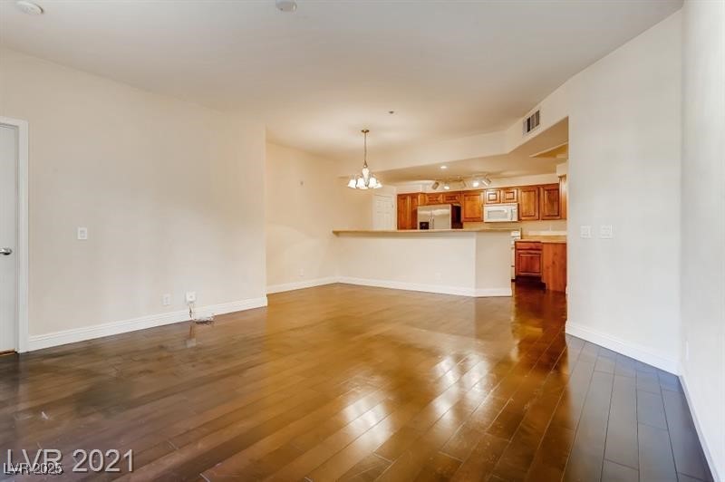 8777 West Maule Avenue, Unit 2092 Las Vegas, NV 89148 - Photo 6 of 33