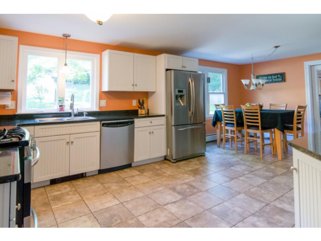 354 Osgood Road Milford, NH 03055 - Photo 8 of 27