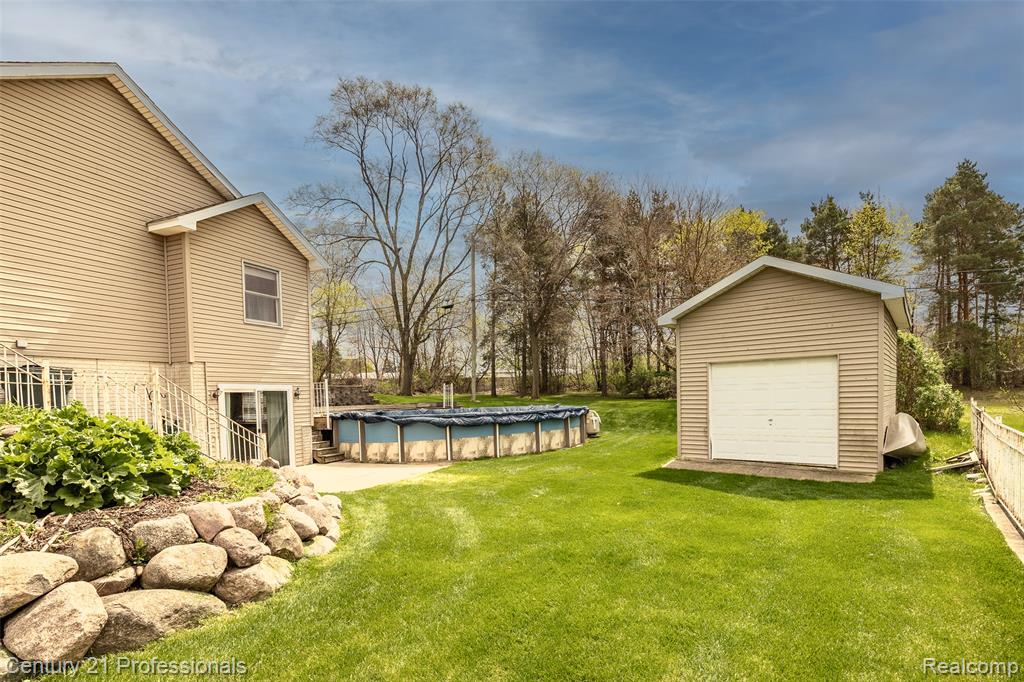 6591 Windiate Road Clarkston, MI 48346 - Photo 7 of 44