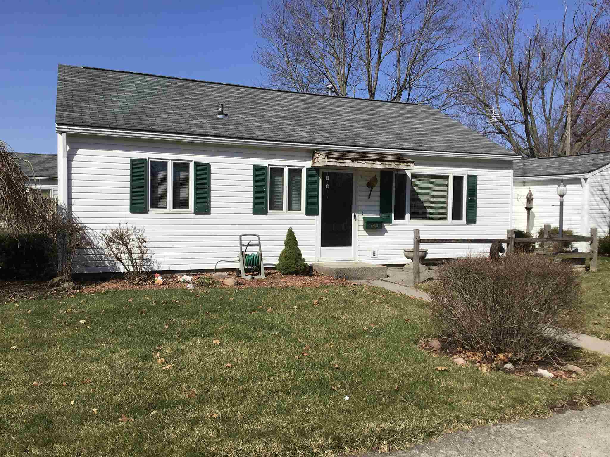 742 Cleveland Street Decatur, IN 46733 - Photo 2 of 22