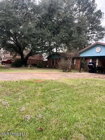 $95,000 | 532 West McPherson Drive, Monticello, MS 39654