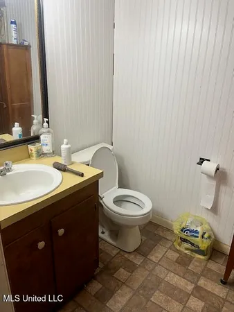 $95,000 | 532 West McPherson Drive, Monticello, MS 39654