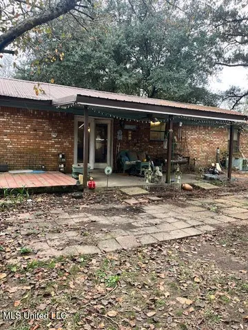 $95,000 | 532 West McPherson Drive, Monticello, MS 39654