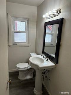 5086 Yorkshire Road Detroit, MI 48224 - Photo 5 of 10