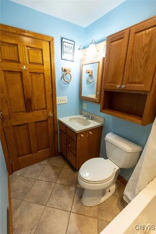 $224,900 | 210 Melrose Drive, Clay, NY 13212