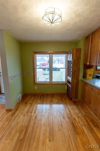 $224,900 | 210 Melrose Drive, Clay, NY 13212