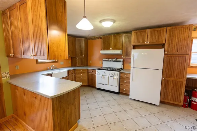 $224,900 | 210 Melrose Drive, Clay, NY 13212