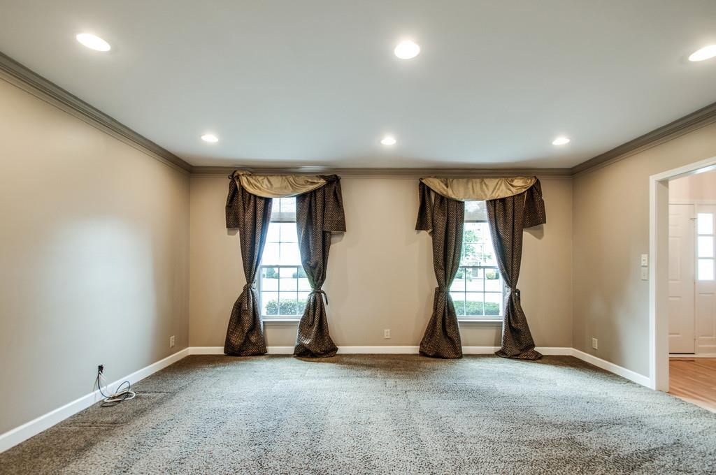 520 General George Patton Road Nashville, TN 37221 - Photo 10 of 30 an empty room with windows