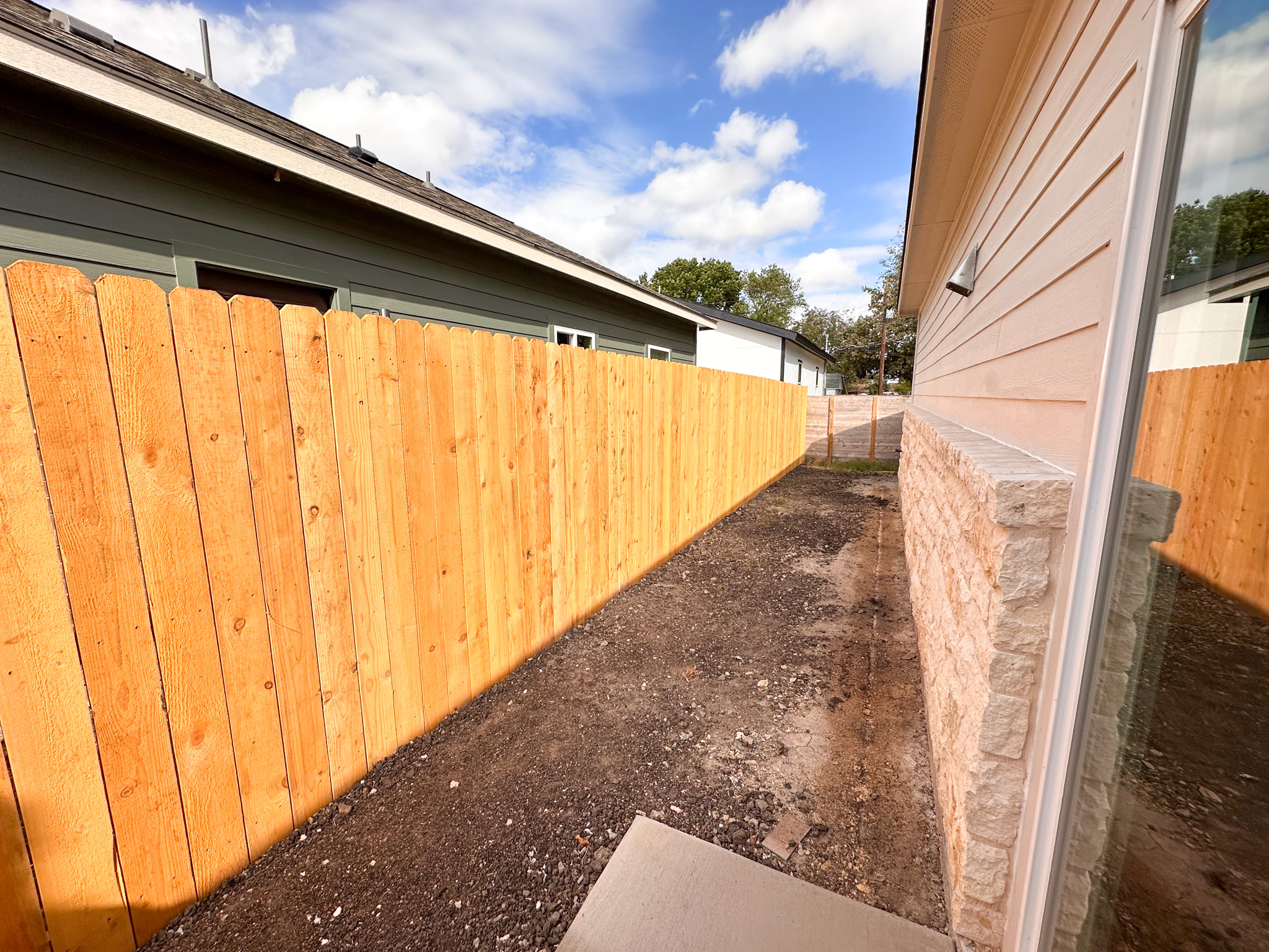817 5th Street Lockhart, TX 78644 - Photo 18 of 19