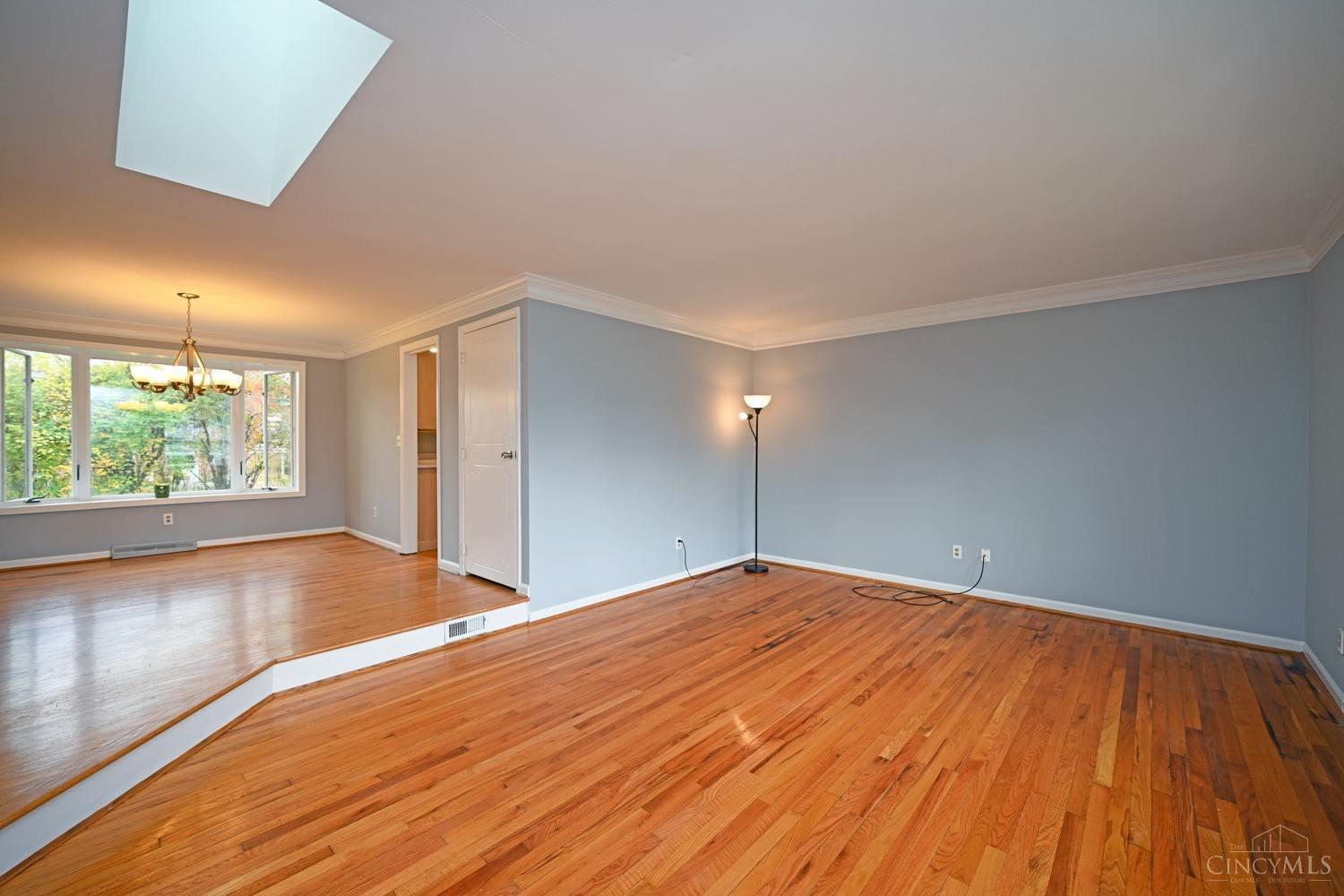 779 Ackley Road Cincinnati, OH 45255 - Photo 7 of 35 Gallery Image 7