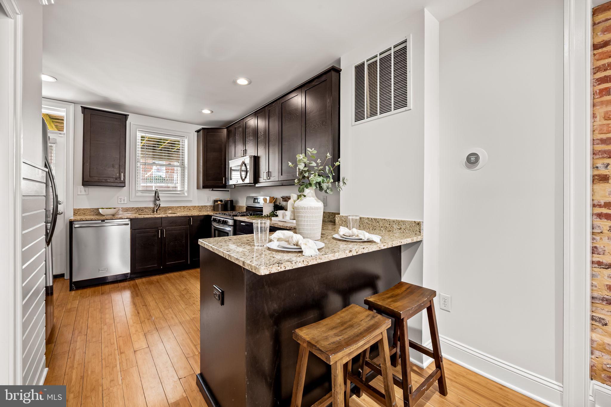 508 South Curley Street Baltimore, MD 21224 - Photo 12 of 36