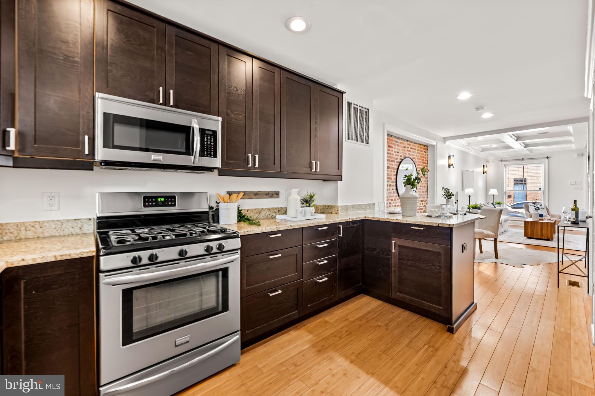 508 South Curley Street Baltimore, MD 21224 - Photo 14 of 36