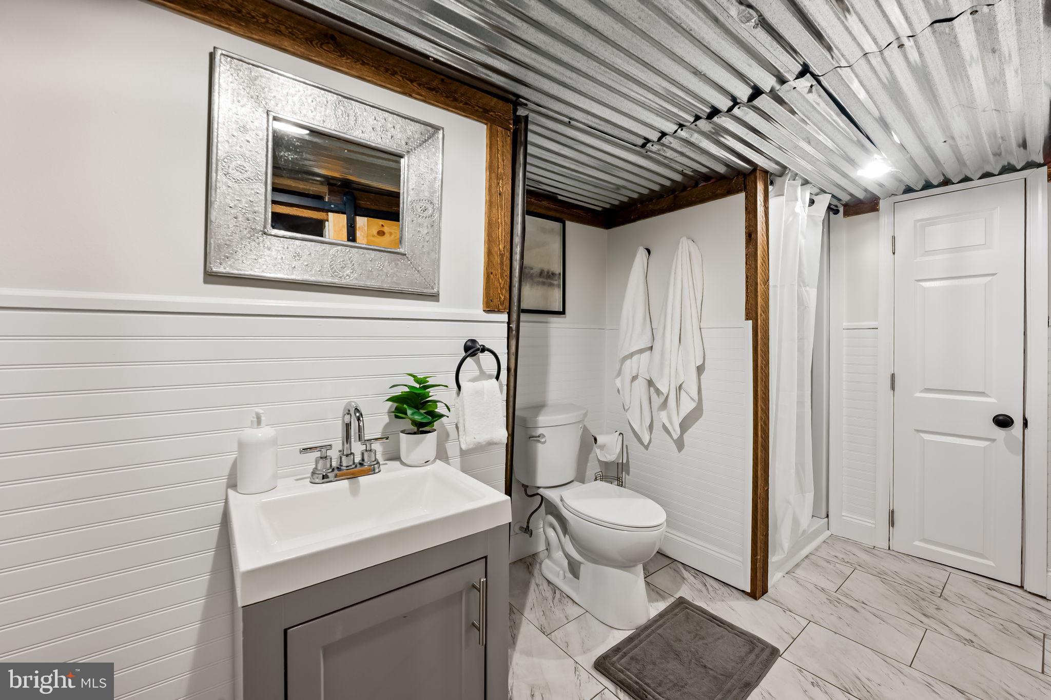 508 South Curley Street Baltimore, MD 21224 - Photo 30 of 36