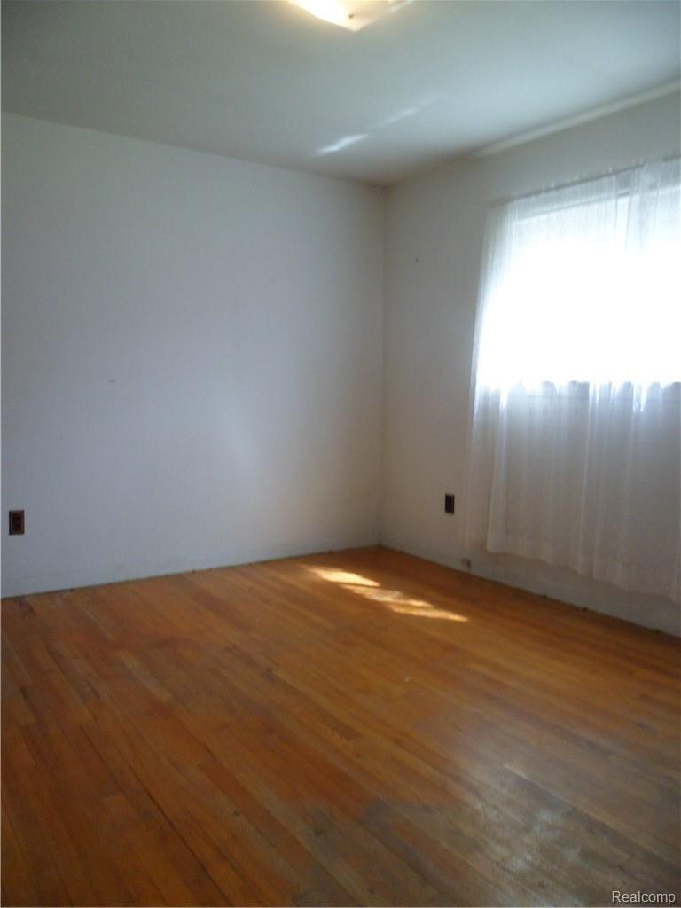 428 Hill Street Rochester, MI 48307 - Photo 10 of 19 Bedroom