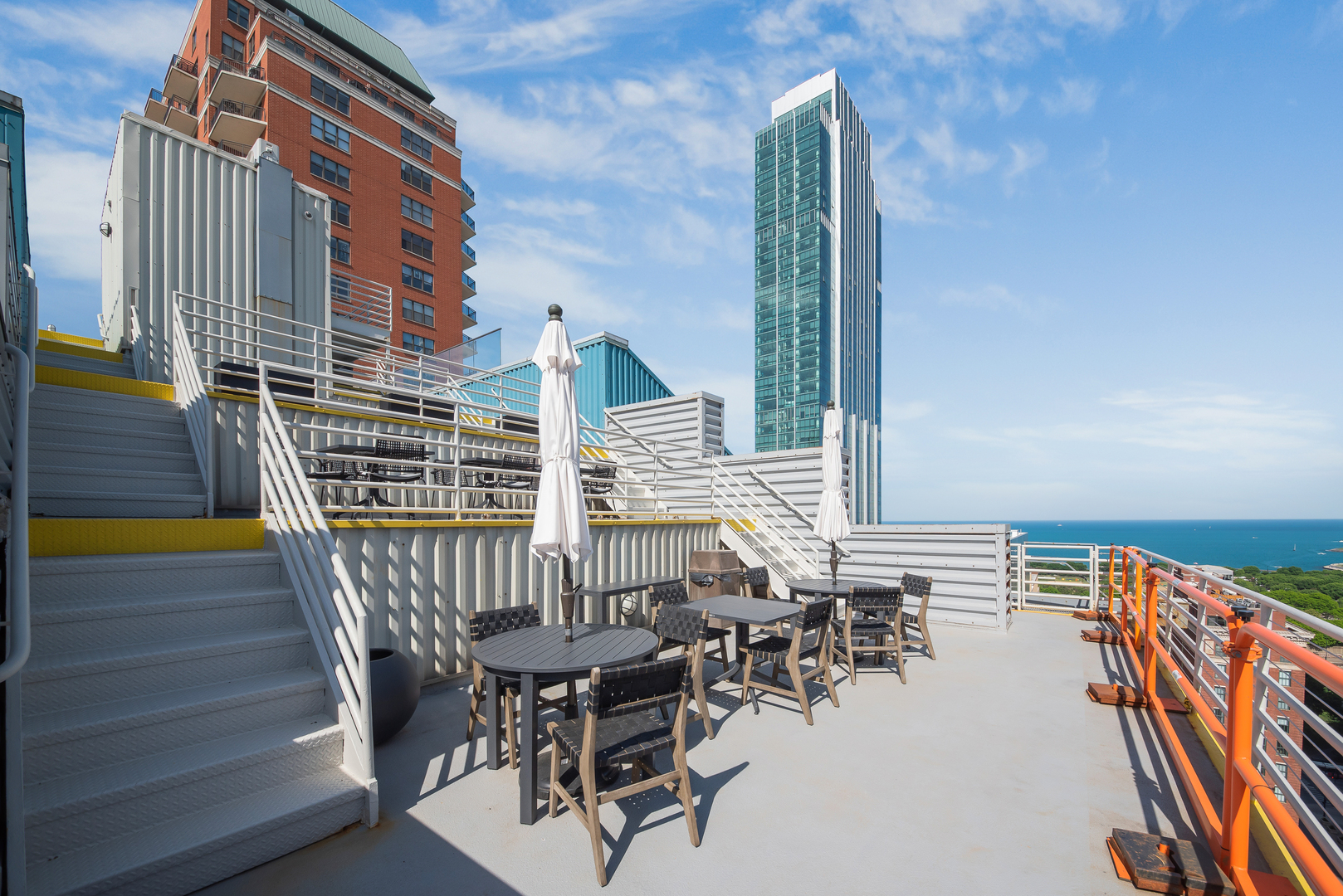 40 East 9th Street, Unit 715 Chicago, IL 60605 - Photo 13 of 19 a view of balcony with chairs