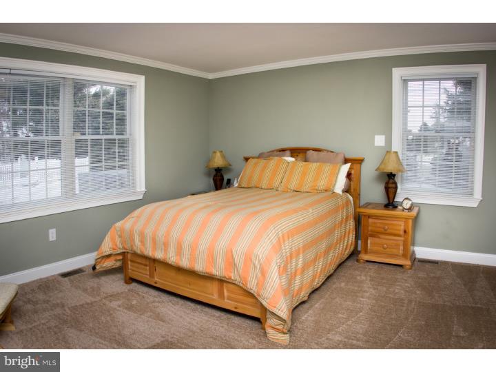 381 Forked Neck Road Shamong, NJ 08088 - Photo 16 of 25 Bedroom - Main