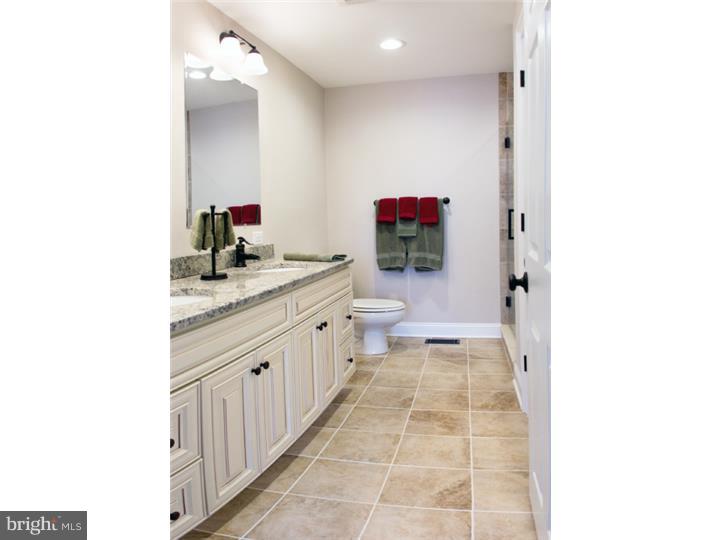 381 Forked Neck Road Shamong, NJ 08088 - Photo 18 of 25 Bedroom - Main