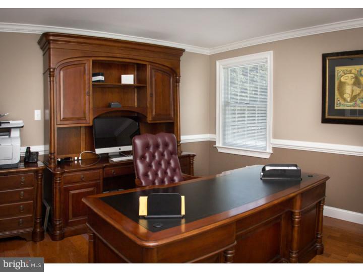 381 Forked Neck Road Shamong, NJ 08088 - Photo 6 of 25 Office / Study