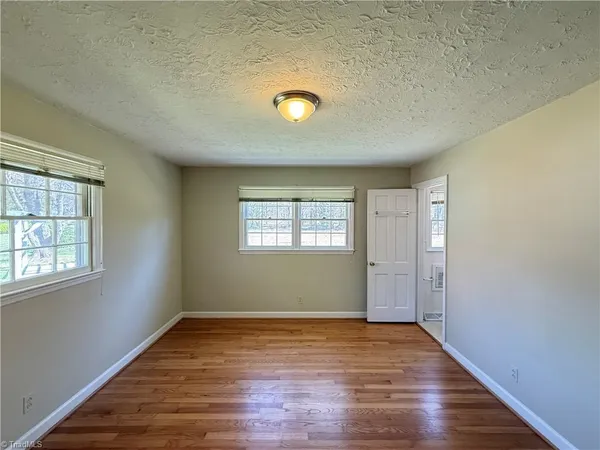 $1,995 | 831 Delmonte Drive Northwest, Winston-Salem, NC 27106