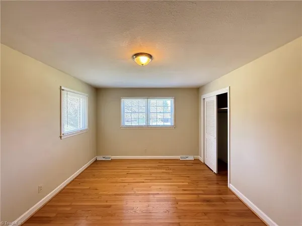 $1,995 | 831 Delmonte Drive Northwest, Winston-Salem, NC 27106