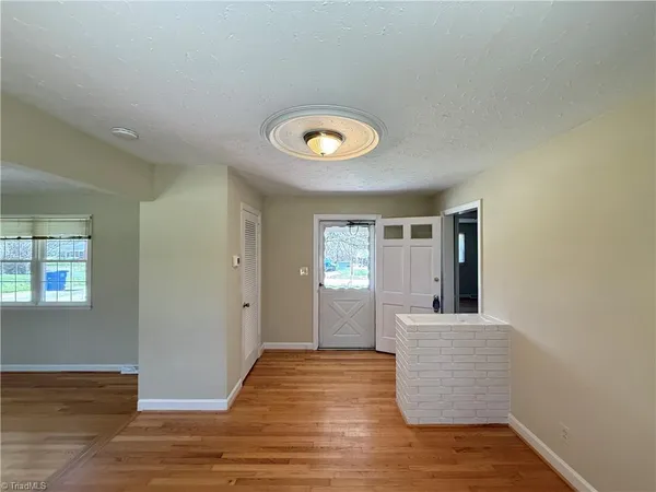 $1,995 | 831 Delmonte Drive Northwest, Winston-Salem, NC 27106