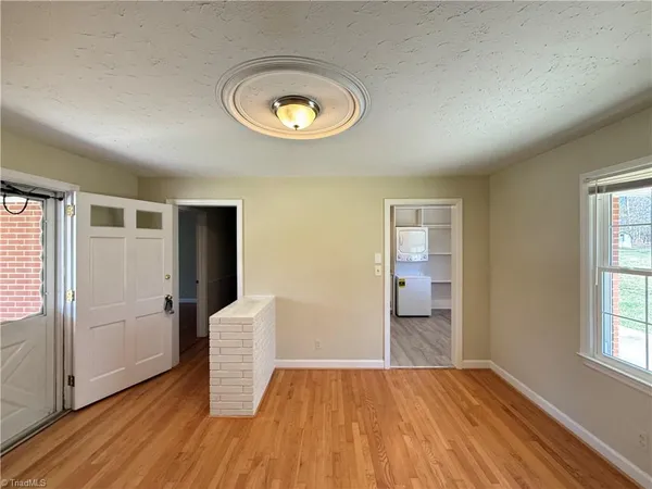 $1,995 | 831 Delmonte Drive Northwest, Winston-Salem, NC 27106