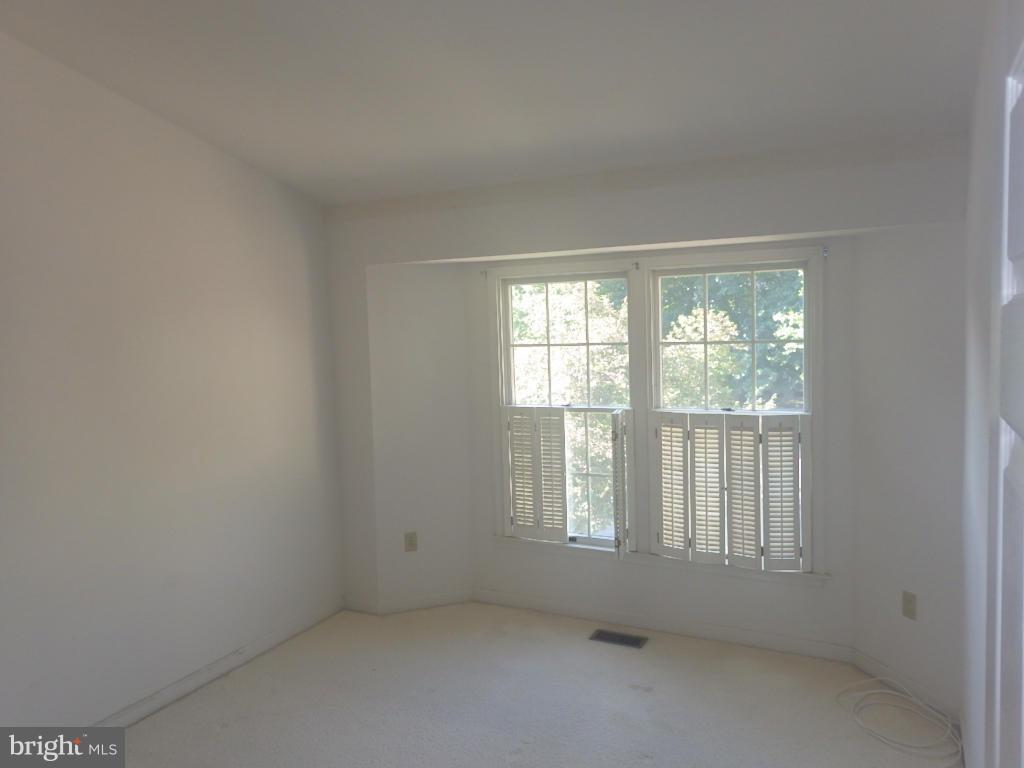 128 Spring Pl Way Annapolis, MD 21401 - Photo 10 of 11 Bedroom
