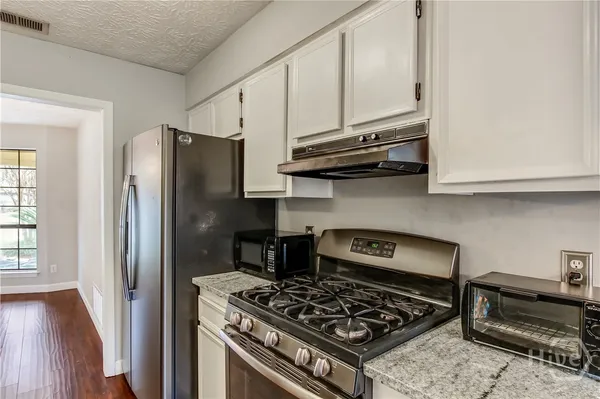 $1,900 | 11 Whittington Court, Savannah, GA 31419