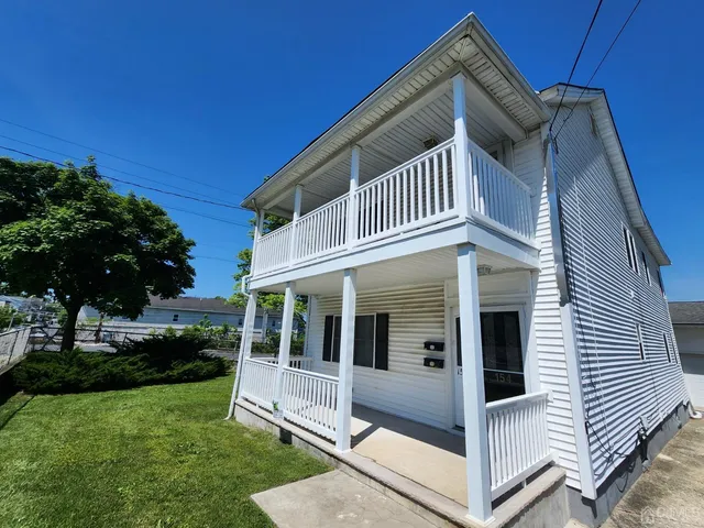 $2,600 | 154 George Street, Unit 1, South Amboy, NJ 08879