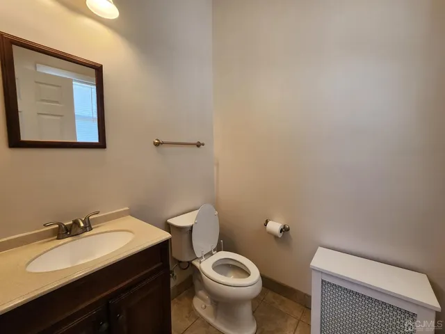 $2,600 | 154 George Street, Unit 1, South Amboy, NJ 08879