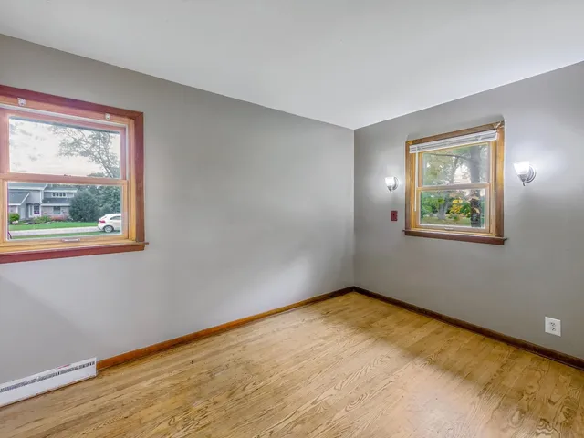 $394,000 | 25171 Virginia Avenue, Lake Zurich, IL 60047