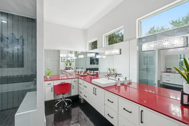 $1,600,000 | 24802 Caliza Terrace, Boerne, TX 78006