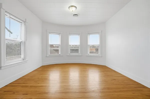 $950,000 | 83 Canterbury Street, Worcester, MA 01603