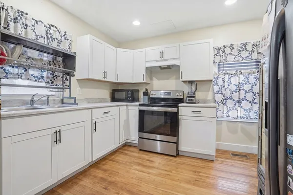 $950,000 | 83 Canterbury Street, Worcester, MA 01603