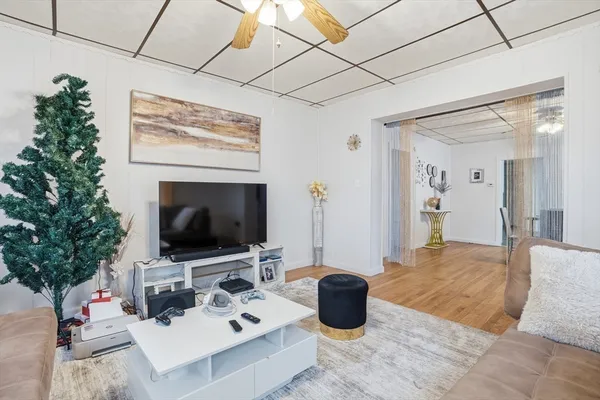 $950,000 | 83 Canterbury Street, Worcester, MA 01603